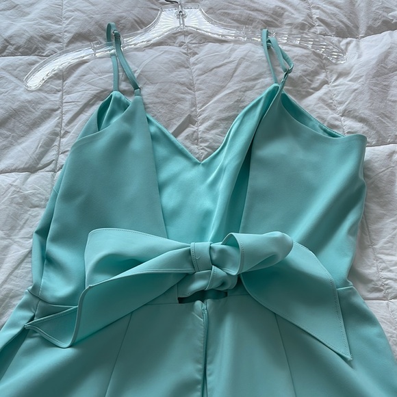 Backless romper - Picture 4 of 6